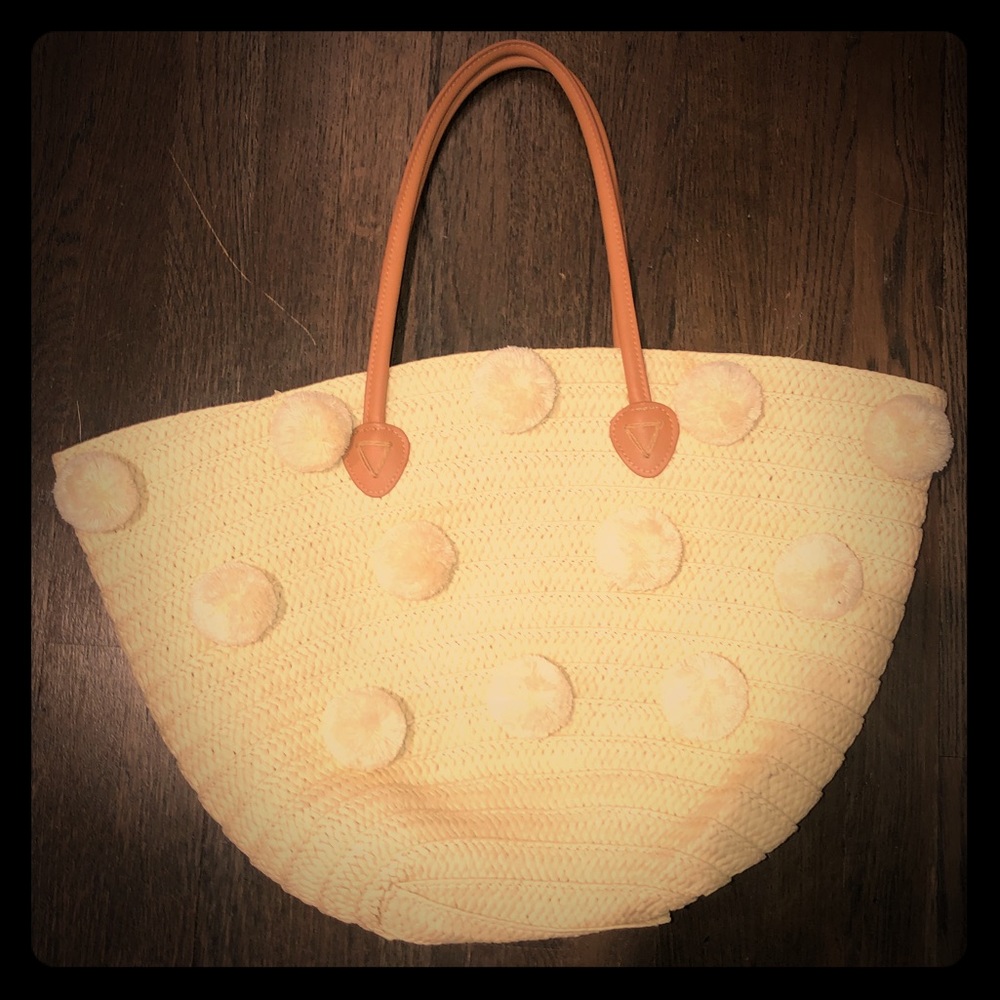 NWOT Straw Tote Bag